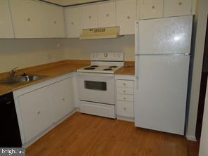 Foto del edificio - 4000 Gypsy Ln