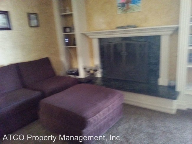 Building Photo - 4213 Comanche Dr