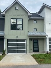 Building Photo - 117 Old Excell Rd