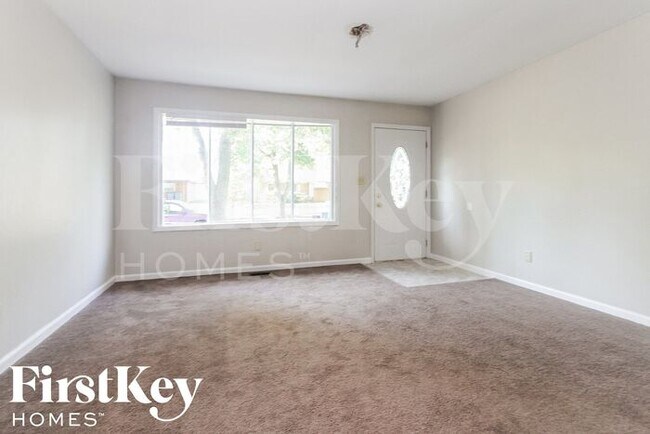 Building Photo - 10207 Catalina Dr