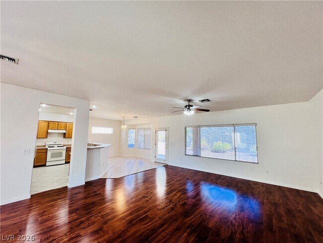 Foto del edificio - 3047 Hickory Valley Rd
