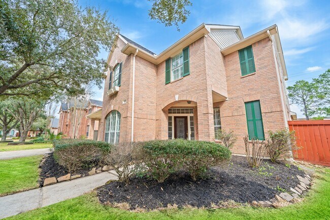 Building Photo - 6214 Laguna Del Rey Dr