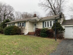 Building Photo - 17 Jefferson Pl