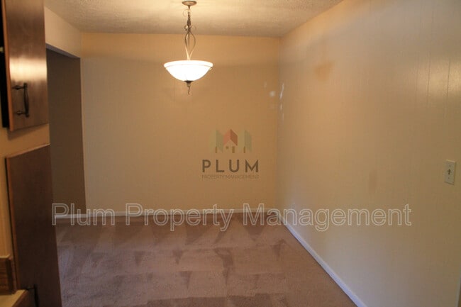 Building Photo - 200 Eddy Ave