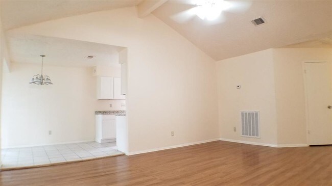Building Photo - 3215 Dragonwick Dr