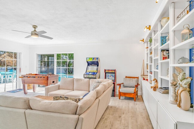 Foto del edificio - 90B Sombrero Beach Rd