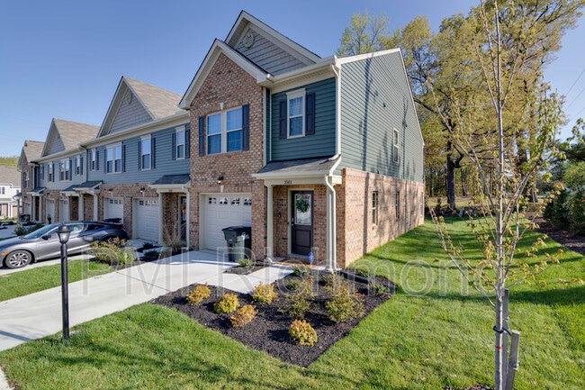 Building Photo - 3501 Middlewich Way