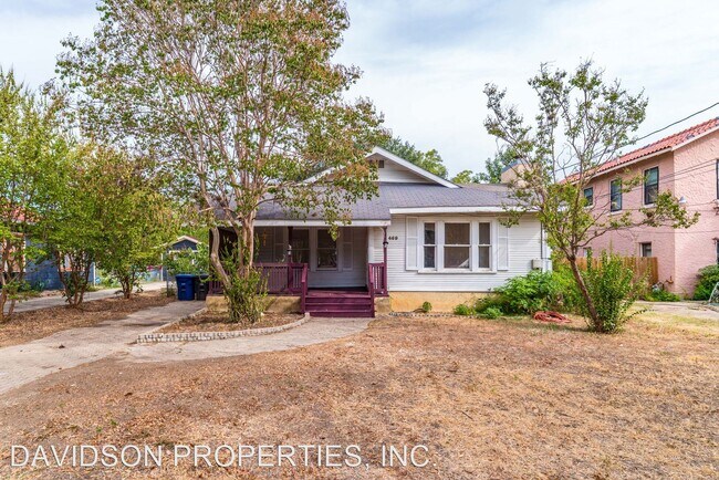 Building Photo - 2 br, 1 bath House - 469 E Magnolia Ave