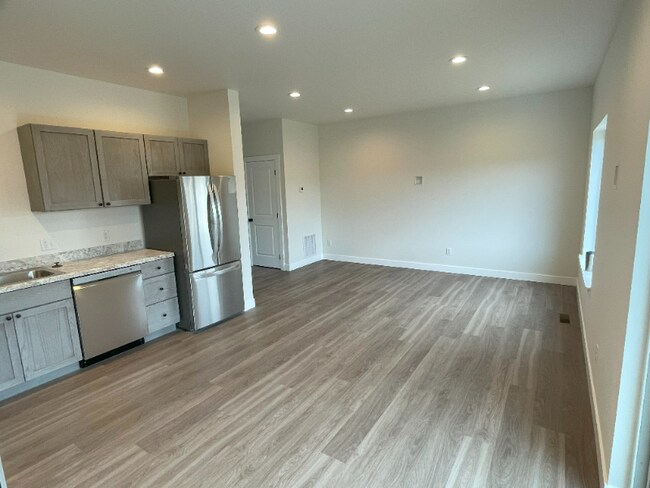 Foto del edificio - 502 E 2nd Ave