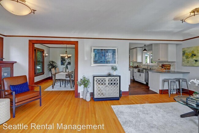 Building Photo - 3 br, 1 bath House - 320 N 83rd St, Seattle