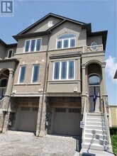 Building Photo - 57 Aquarius Cres