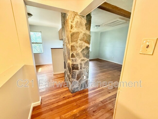 Photo - 341 Ohio Ave House