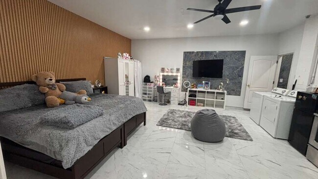 Photo - 2800 Via Largo Ct Townhome