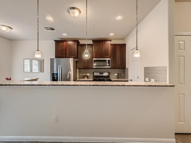 Building Photo - 1609 Catalan Rd