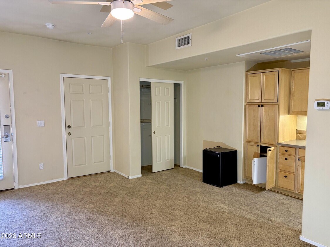 Foto del edificio - 16545 E Gunsight Dr