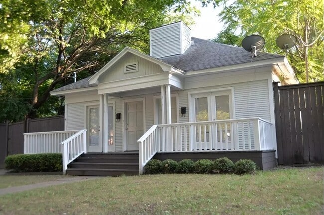 Building Photo - The Bungalow