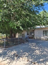Building Photo - 205 El Paso Dr