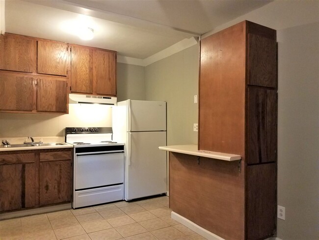 Foto del edificio - 109 Forest Lake Ln