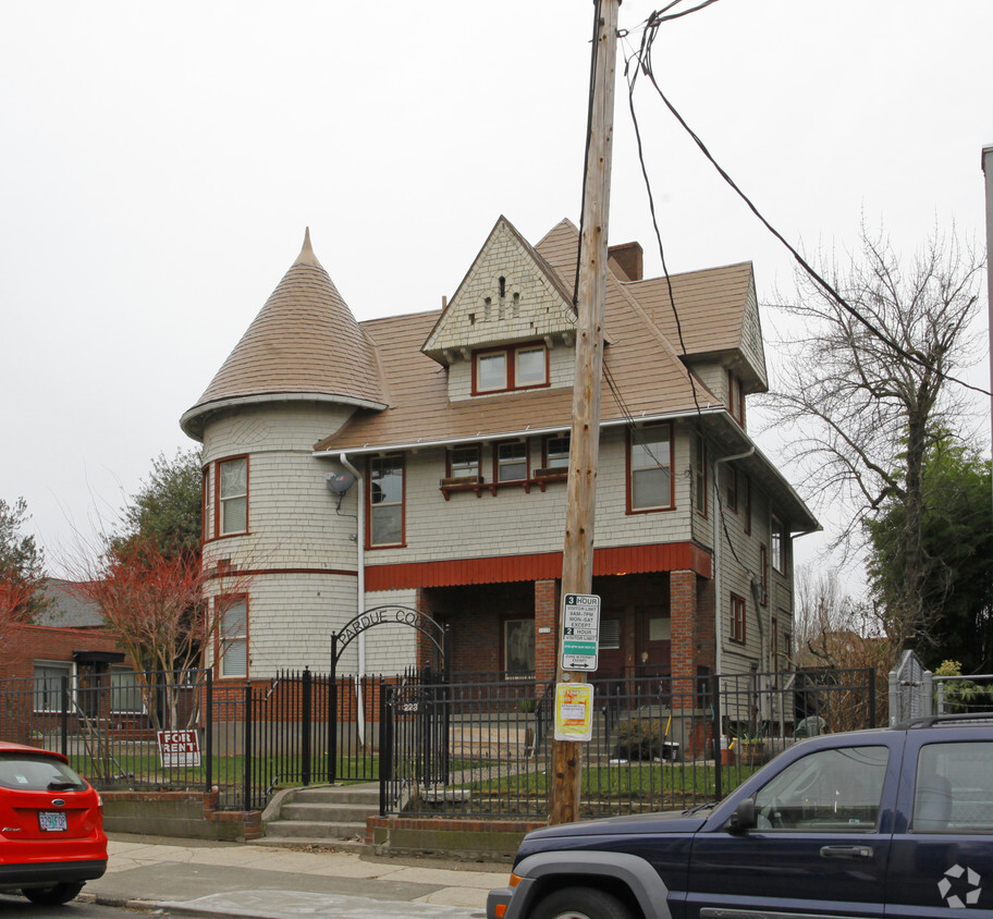 Foto principal - Pardue Court
