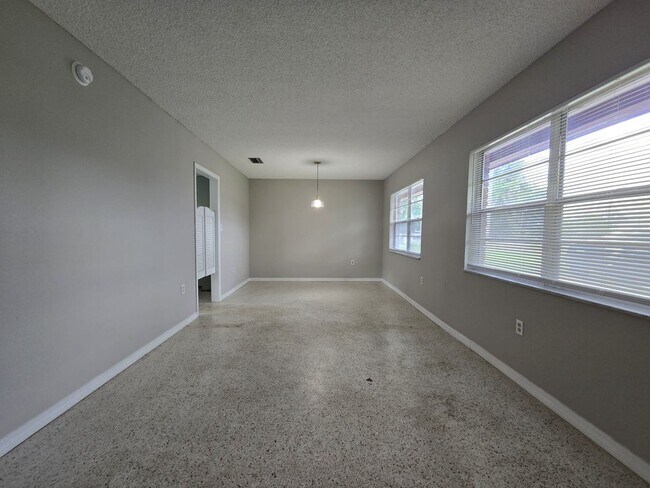 Foto del edificio - 3306 N Wilder Rd