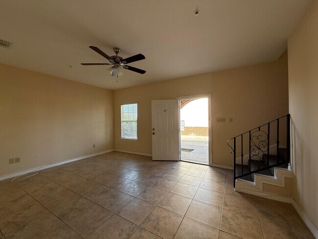 Building Photo - 4246 Dorel Dr