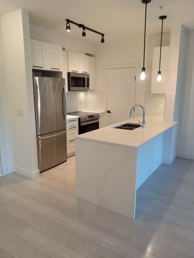 Building Photo - The Akerly