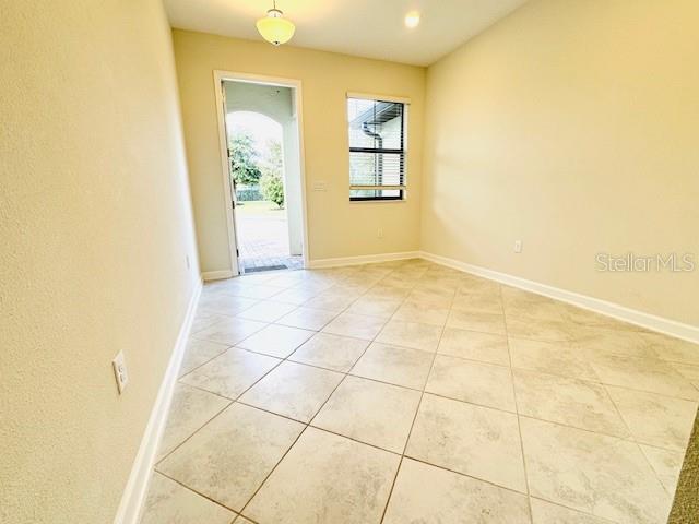 Building Photo - 1222 Royal St. George Blvd