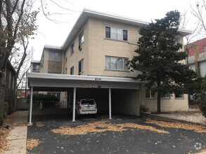 Building Photo - 609 Oakton St