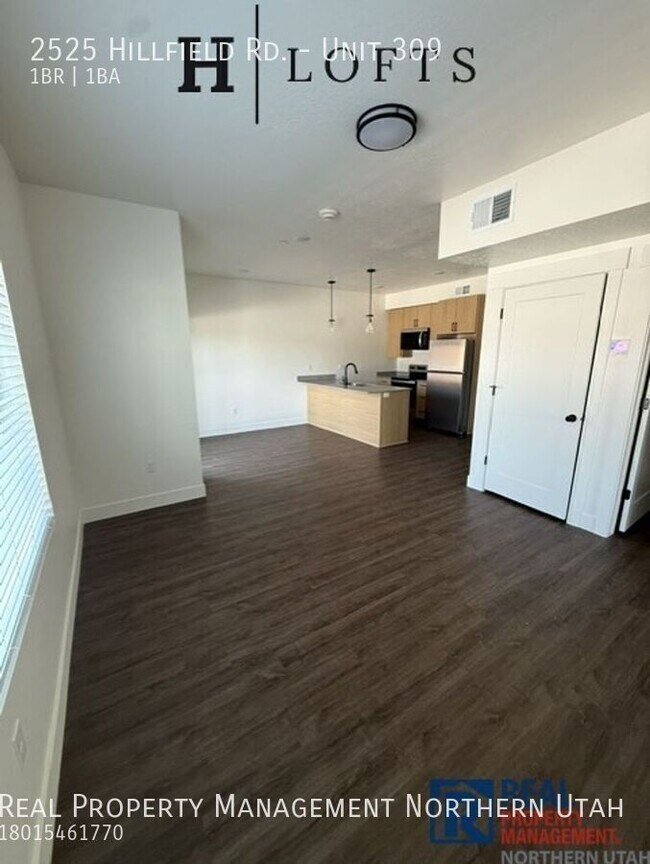 Building Photo - 2525 Hillfield Rd.-Unit 309
