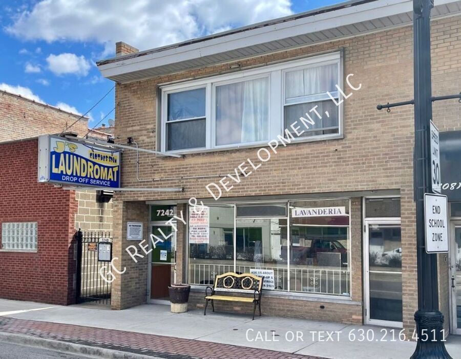 Foto principal - 7242 Roosevelt Rd