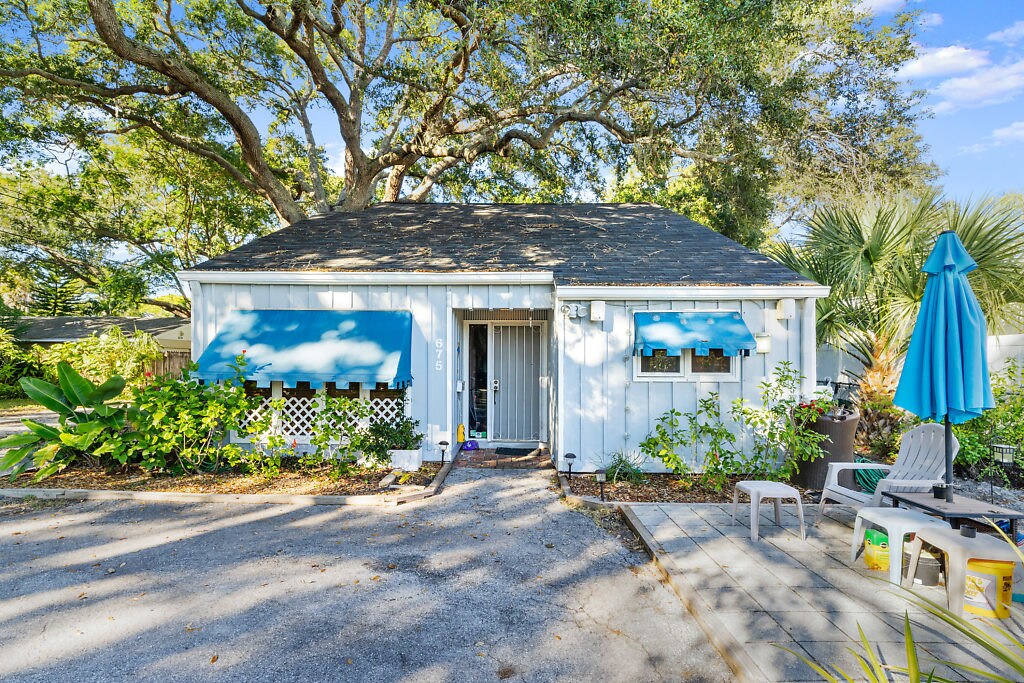 Foto principal - 675 64th Ave S