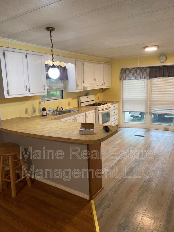 Primary Photo - 1051 Gardiner Rd