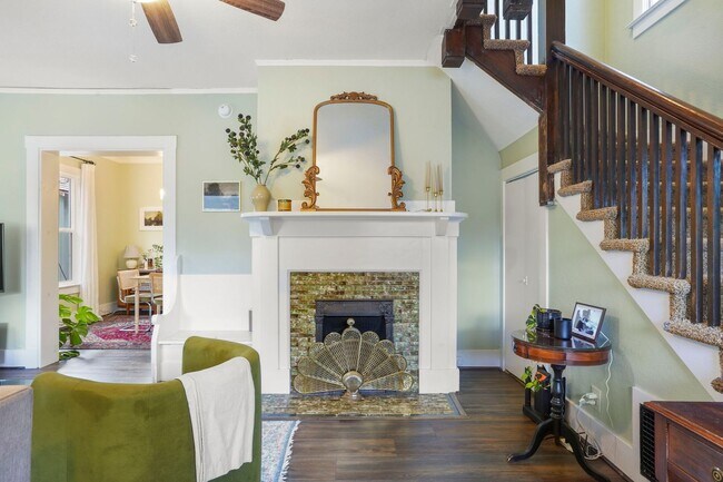 Foto del edificio - Charming Home Near Colorado College – Walk to Downtown & Trails!