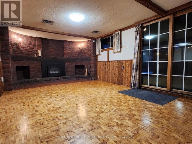 Building Photo - 94 Camborne Ave