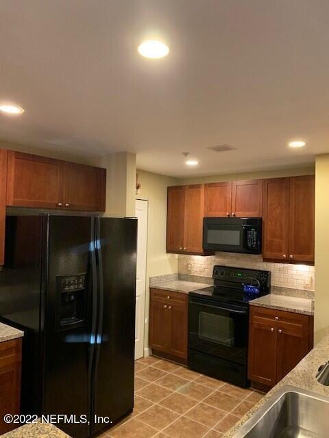 Building Photo - 955 Registry Blvd