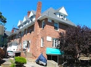 Building Photo - 335-339 Angell St
