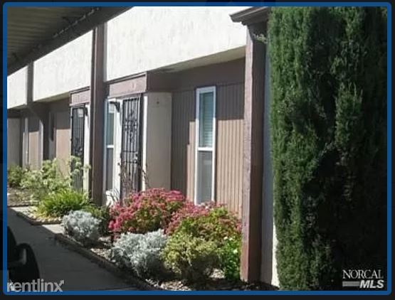 Primary Photo - 2 br, 1.5 bath Townhome - 2 El Cerrito Ct