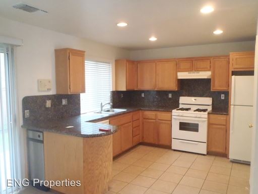 Building Photo - 1132 Bow Willow Trail Way