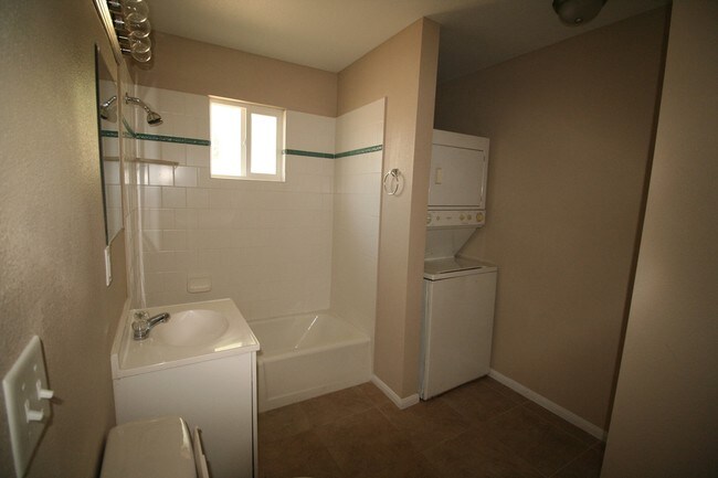 Foto del interior - 2105-2109 Donna St