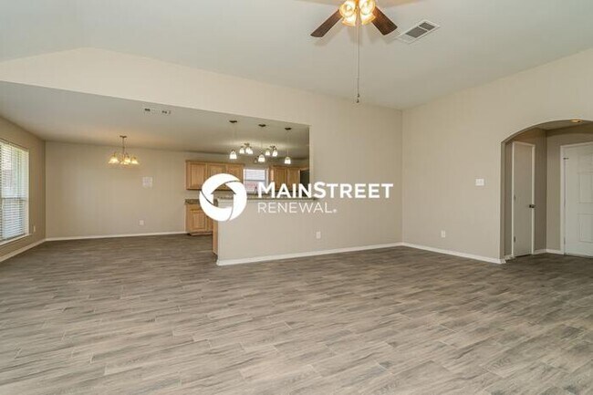 Foto del edificio - 3 Bedroom Pet-Friendly Home in ARLINGTON, TX with Main Street Renewal
