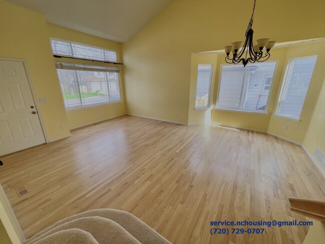 Foto del edificio - 2187 Holyoke Ln