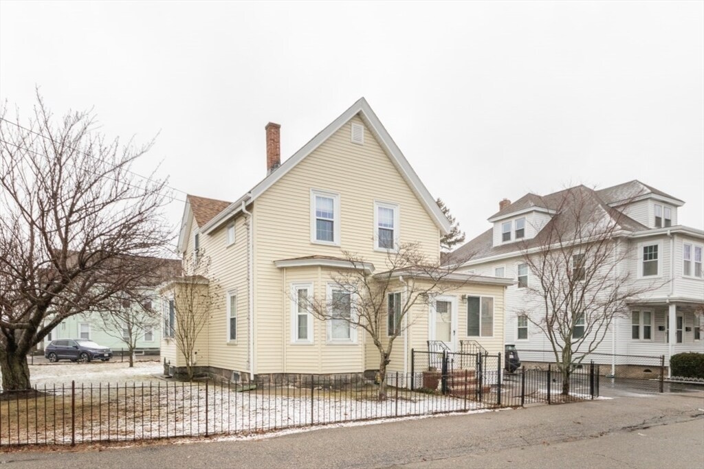Foto principal - 18 Taber St