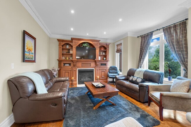 Photo du bâtiment - 1209 Glencairn Ave