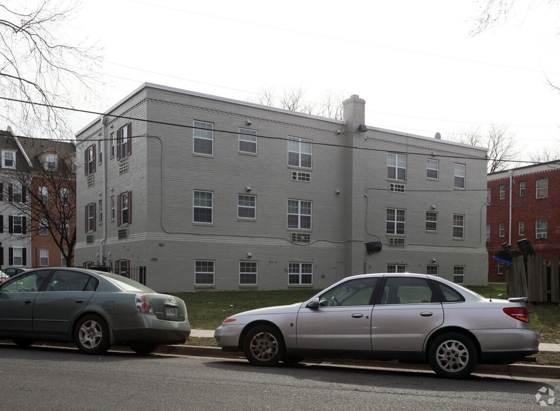 Foto del edificio - 3910 Old Dominion Blvd