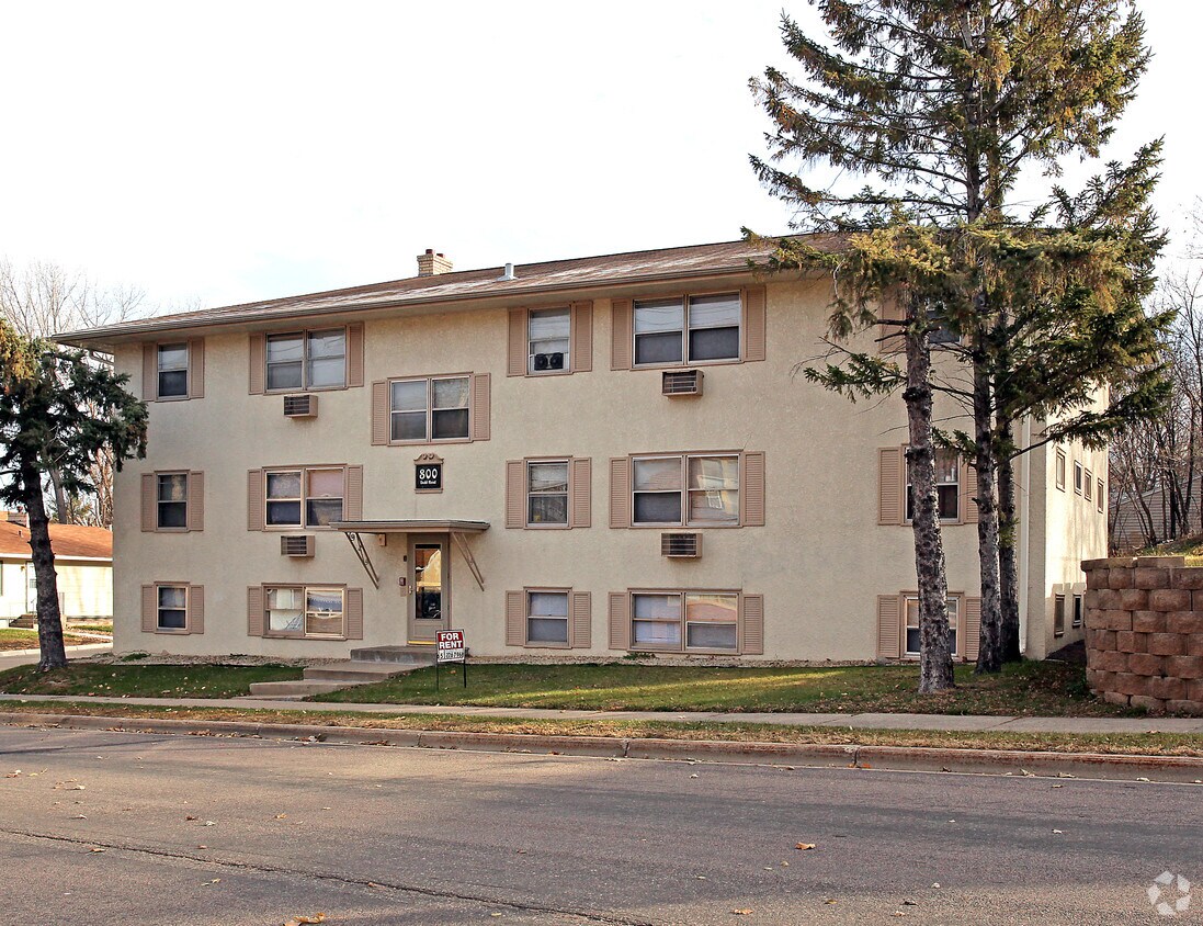 Primary Photo - 800 Dodd Road