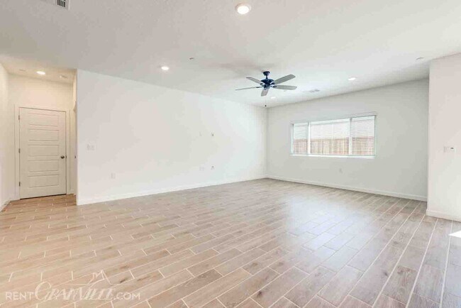 Building Photo - Brand new home located within Clovis North...