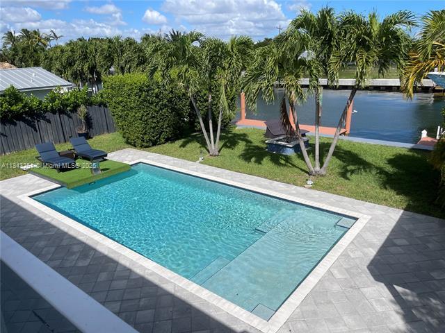 Foto del edificio - 2067 NE 121st Rd