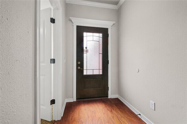 Foto del edificio - 904 SW Caprington St