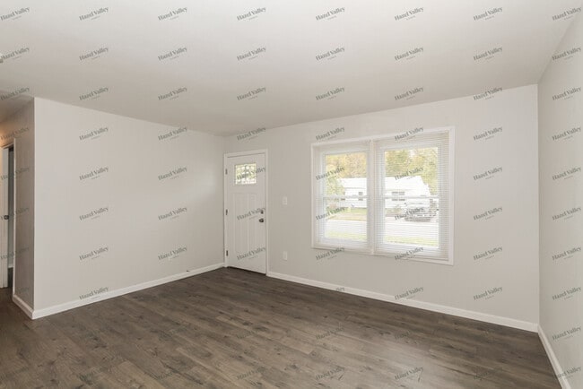 Building Photo - 9650 Marino Dr
