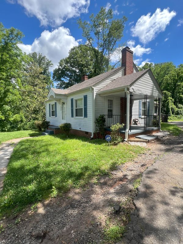 Foto principal - 4493 Ogburn Ave